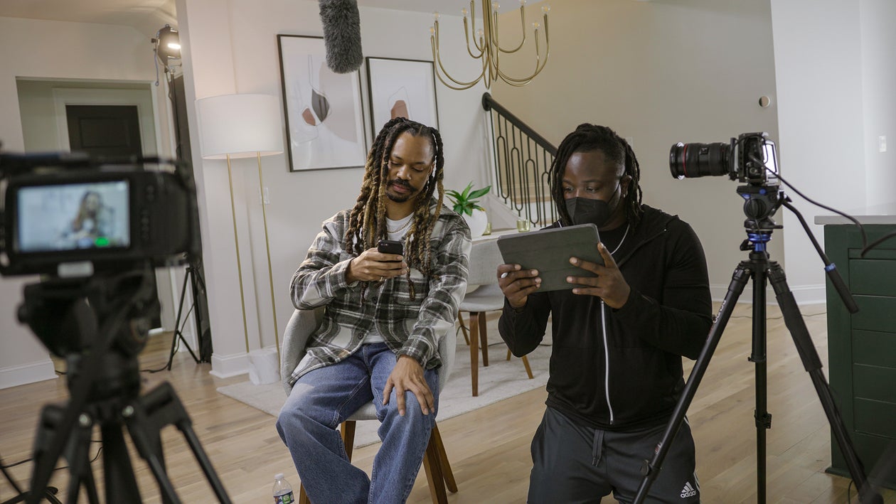 Production Staff and Actor Behind the Scene