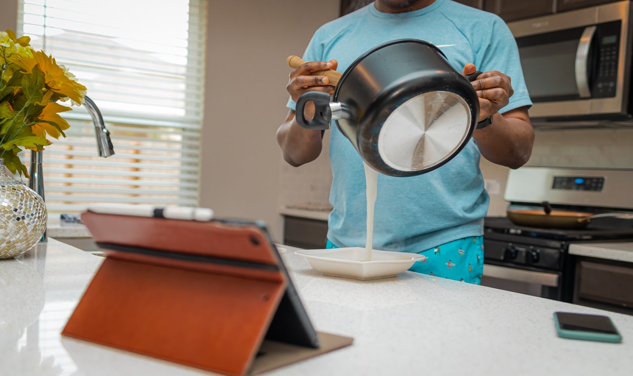 Tablet-Guided Culinary Recipe at Home